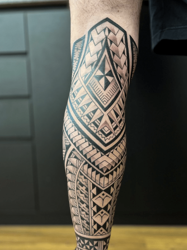 Denis Noveli tribal tattoo design