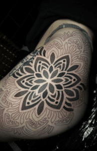 Jordthetattooer geometric tattoo artist