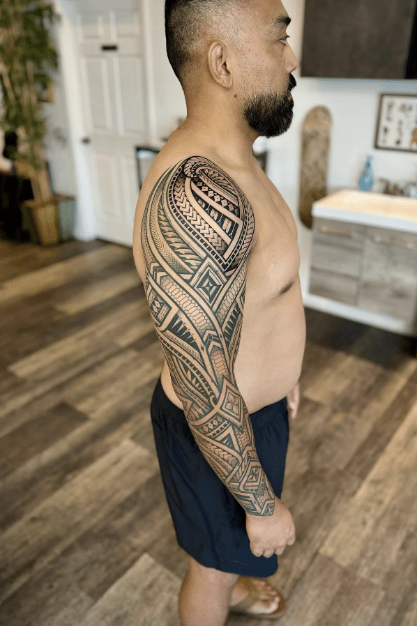 Kiwi Burt tribal tattoo design