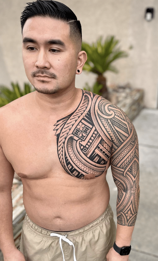 Kiwi Burt tribal tattoo