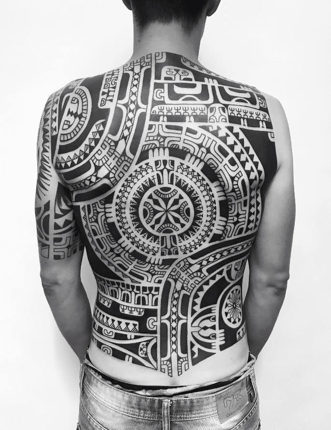 Roberta Zirpoli tribal tattoo idea